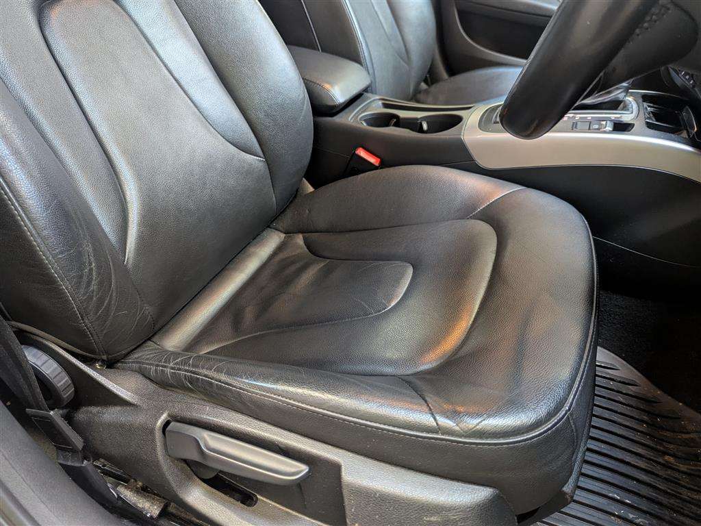 <p>2012 AUDI A4 ALLROAD TDI QUATTRO AUTO</p>