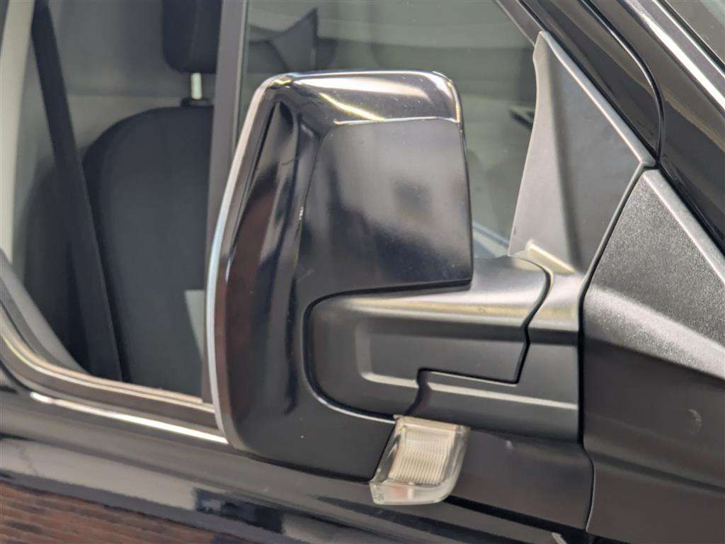 <p>2015 FORD TRANSIT CUSTOM 270 LTD E-</p>