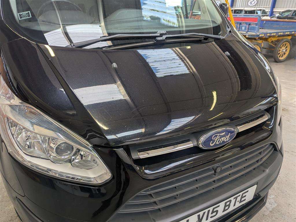 <p>2015 FORD TRANSIT CUSTOM 270 LTD E-</p>