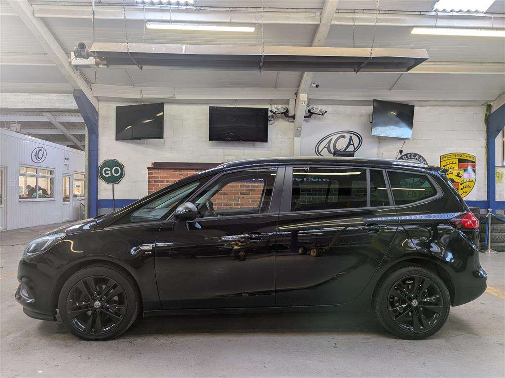 <p>2014 VAUXHALL ZAFIRA EXCLUSIV</p>
