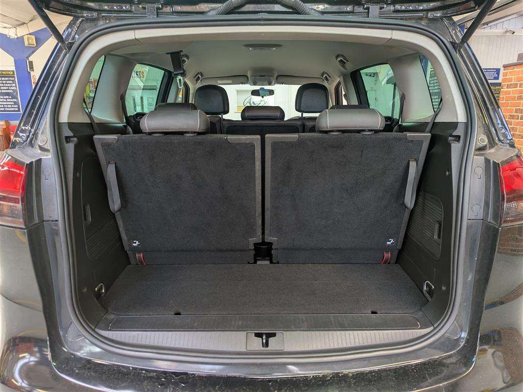 <p>2014 VAUXHALL ZAFIRA EXCLUSIV</p>