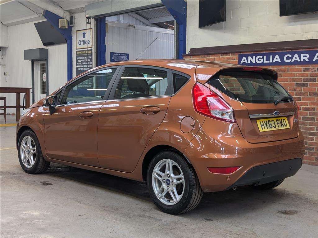 <p>2013 FORD FIESTA ZETEC</p>