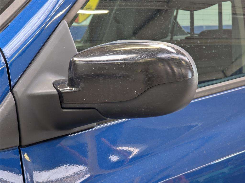 <p>2011 RENAULT CLIO DYNAMIQUE TOMTOM TCE</p>