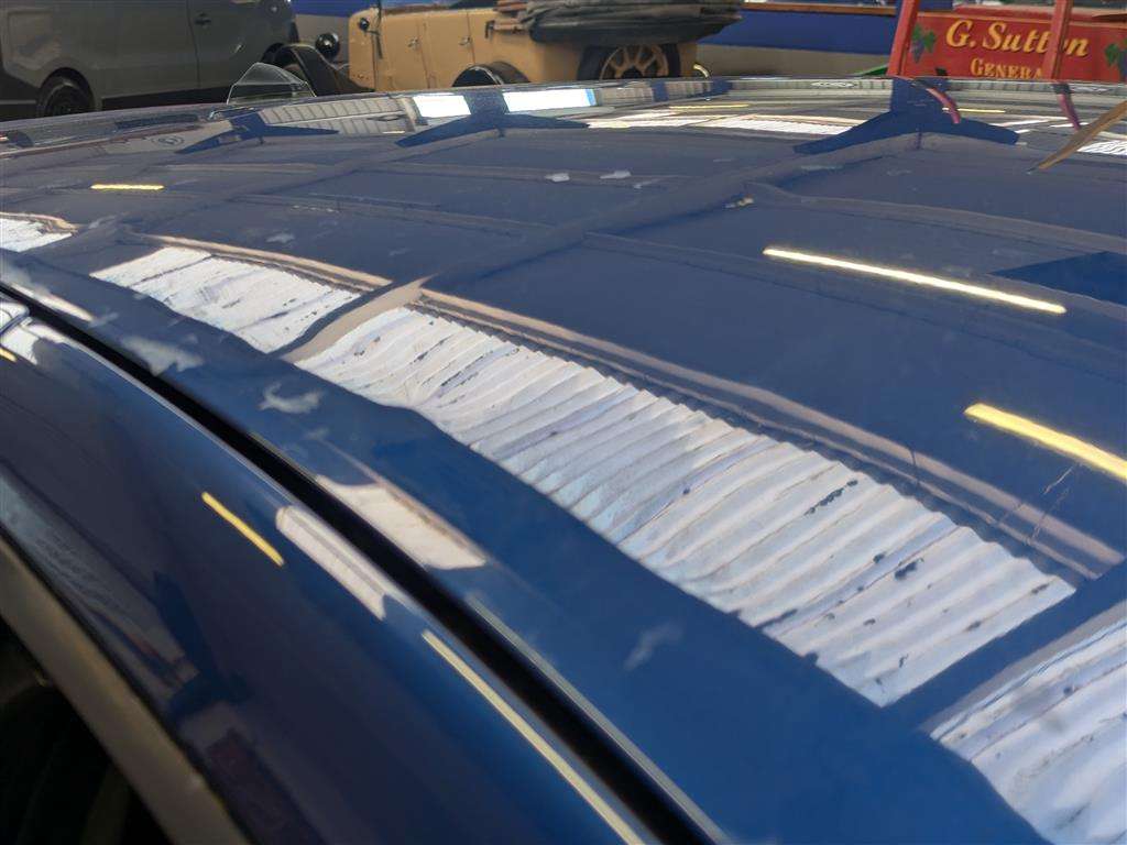 <p>2011 RENAULT CLIO DYNAMIQUE TOMTOM TCE</p>