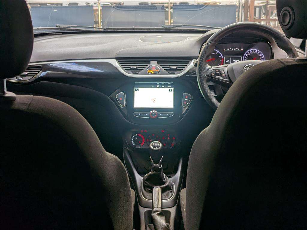 <p>2019 VAUXHALL CORSA SRI VX-LINE NAV BLA</p>