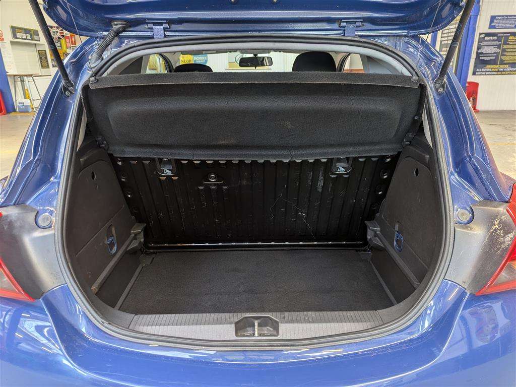 <p>2019 VAUXHALL CORSA SRI VX-LINE NAV BLA</p>