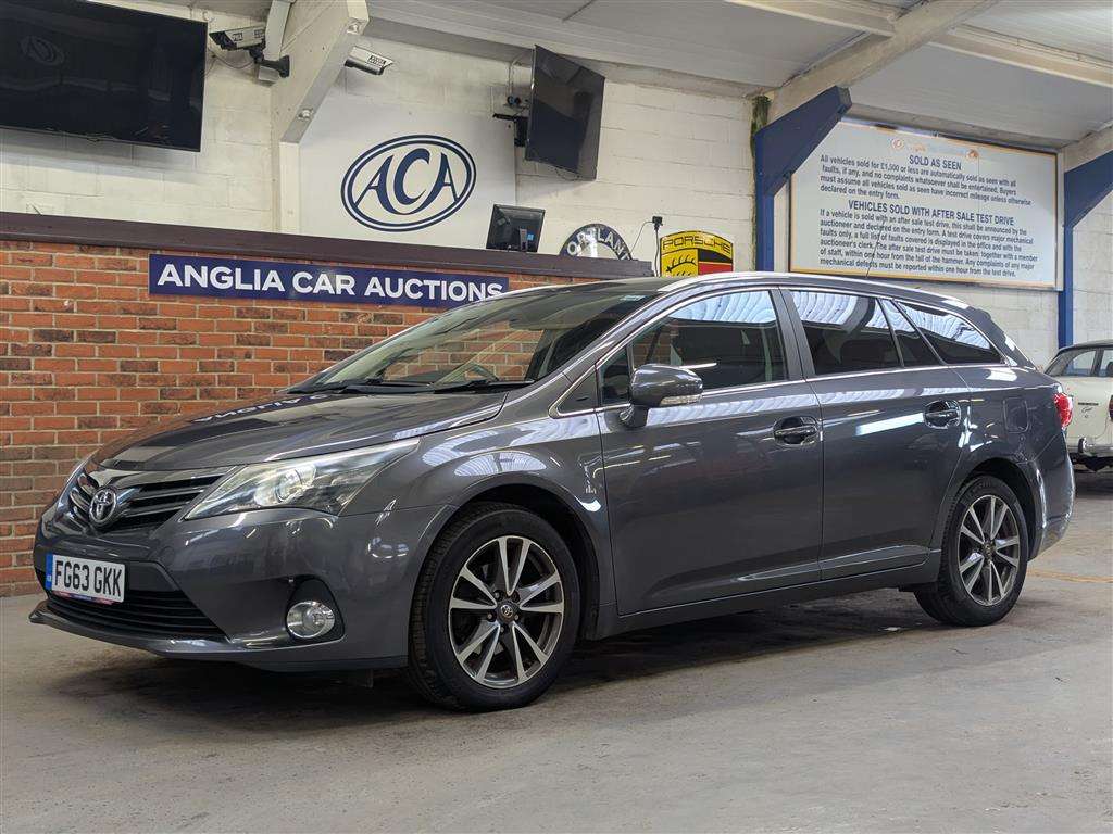 <p>2013 TOYOTA AVENSIS ICON D-4D</p>