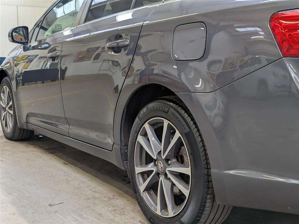 <p>2013 TOYOTA AVENSIS ICON D-4D</p>