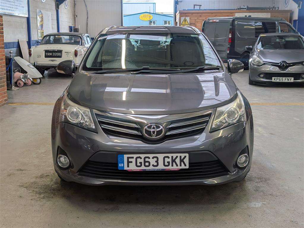 <p>2013 TOYOTA AVENSIS ICON D-4D</p>