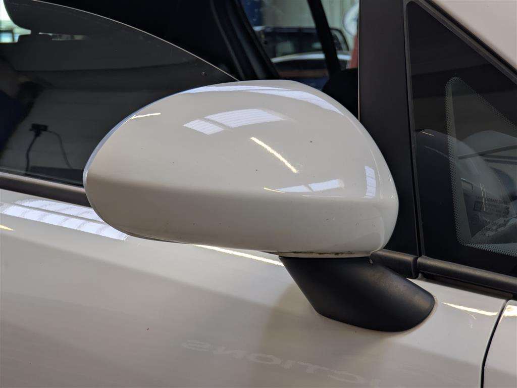 <p>2013 VAUXHALL CORSA SXI AC</p>