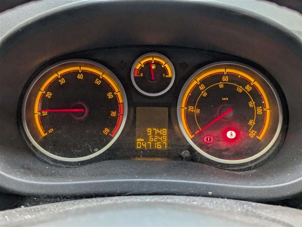 <p>2013 VAUXHALL CORSA SXI AC</p>