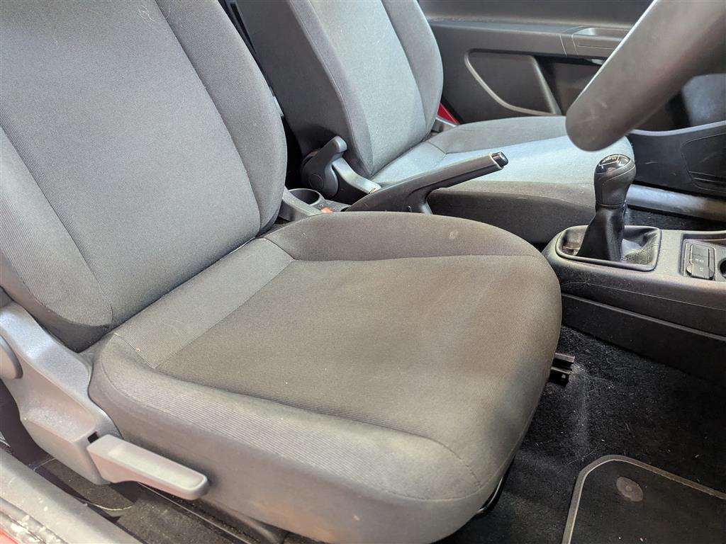 <p>2016 VOLKSWAGEN MOVE UP</p>