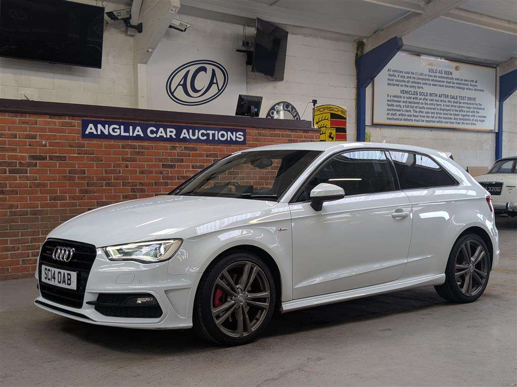 <p>2014 AUDI A3 S LINE TDI QUATTRO S-A</p>