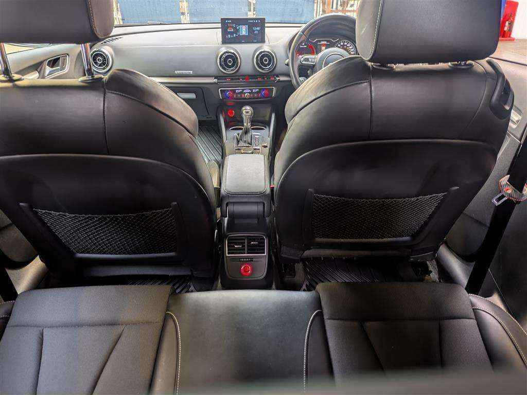 <p>2014 AUDI A3 S LINE TDI QUATTRO S-A</p>