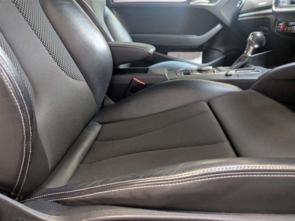 <p>2014 AUDI A3 S LINE TDI QUATTRO S-A</p>