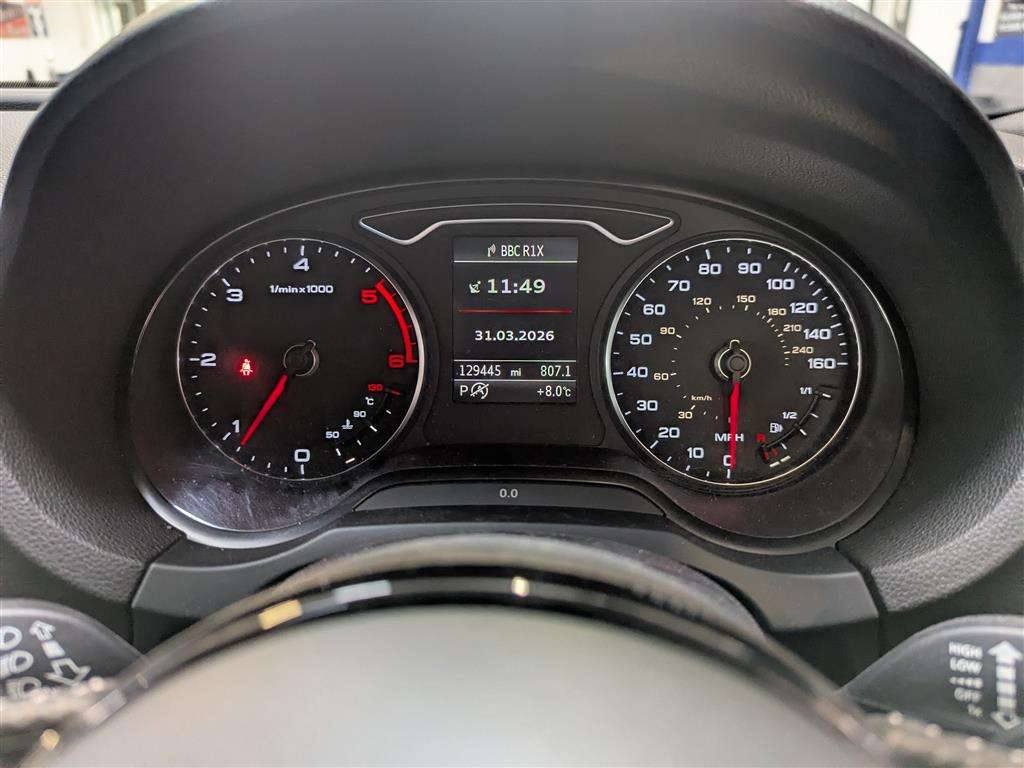 <p>2014 AUDI A3 S LINE TDI QUATTRO S-A</p>