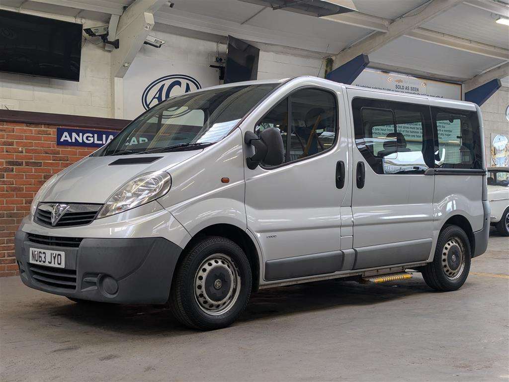 <p>2013 VAUXHALL VIVARO 2900 COMBI CDTI SW W.A.V.</p>