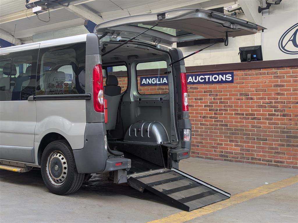 <p>2013 VAUXHALL VIVARO 2900 COMBI CDTI SW W.A.V.</p>