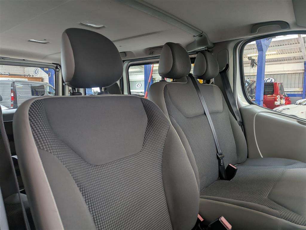 <p>2013 VAUXHALL VIVARO 2900 COMBI CDTI SW W.A.V.</p>