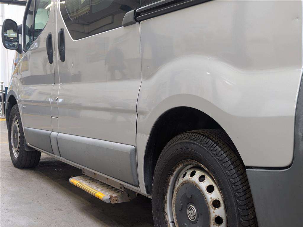 <p>2013 VAUXHALL VIVARO 2900 COMBI CDTI SW W.A.V.</p>