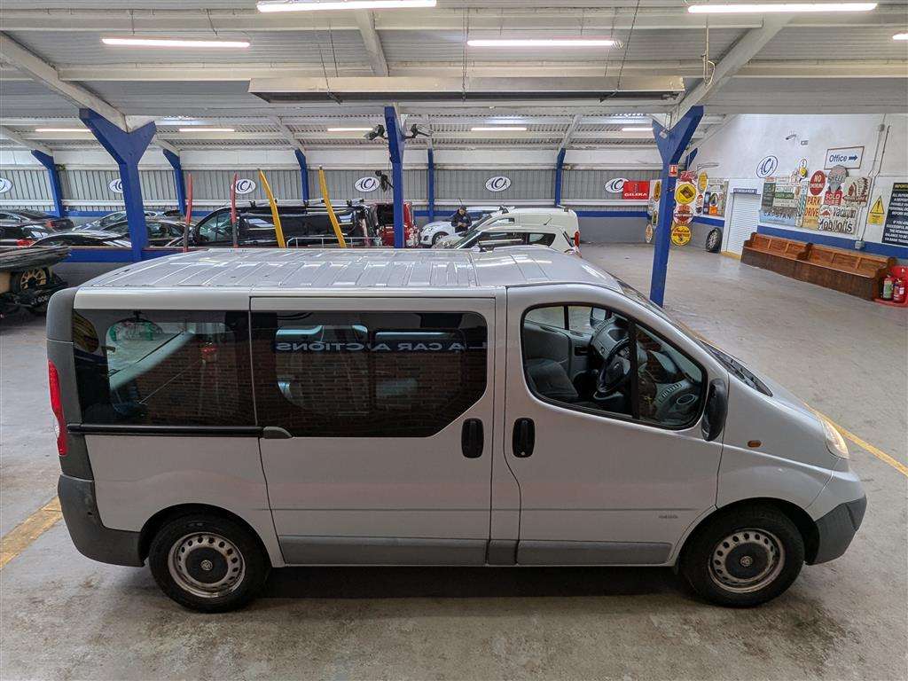 <p>2013 VAUXHALL VIVARO 2900 COMBI CDTI SW W.A.V.</p>