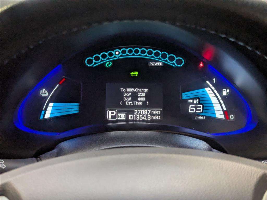 <p>2017 NISSAN LEAF TEKNA 24KWH</p>