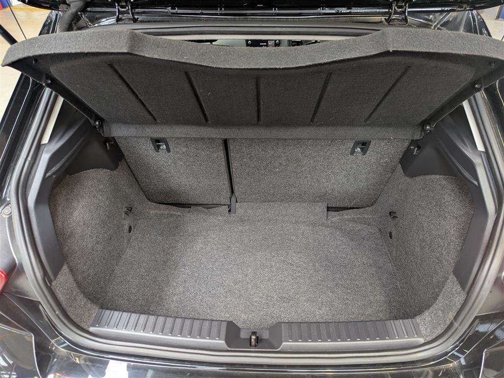 <p>2018 SEAT IBIZA SE TECHNOLOGY MPI</p>