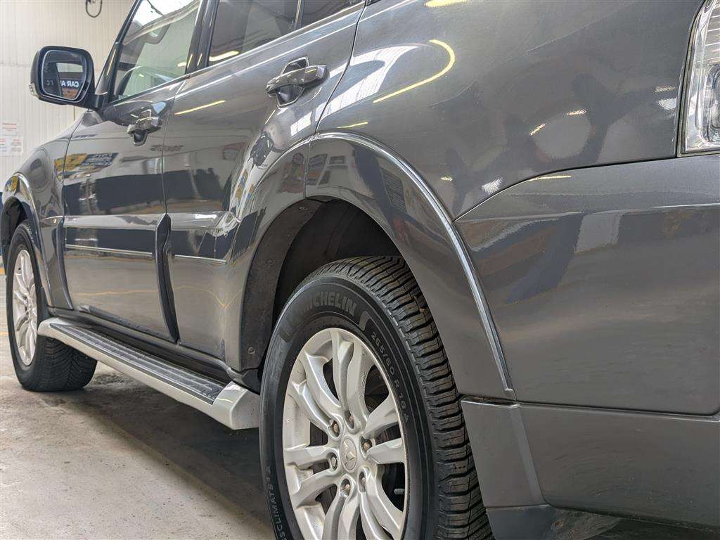 <p>2014 MITSUBISHI SHOGUN SG3 DI-D LWB AUTO</p>