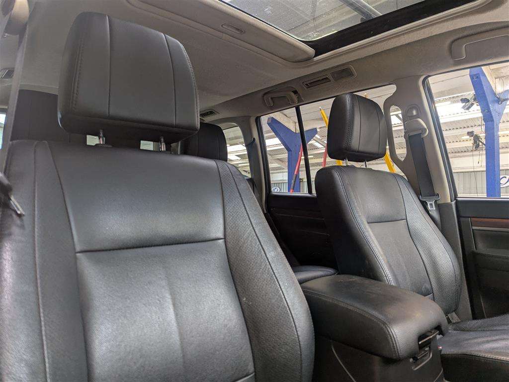 <p>2014 MITSUBISHI SHOGUN SG3 DI-D LWB AUTO</p>