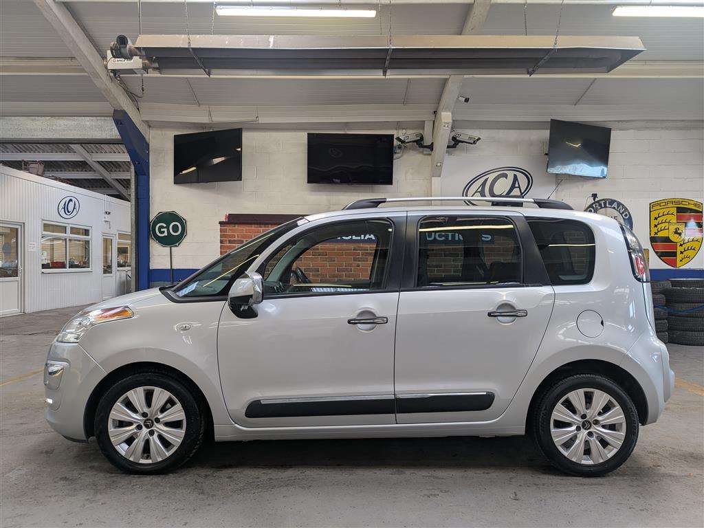 <p>2015 CITROEN C3 PICASSO EXCLUSIVE S-A</p>