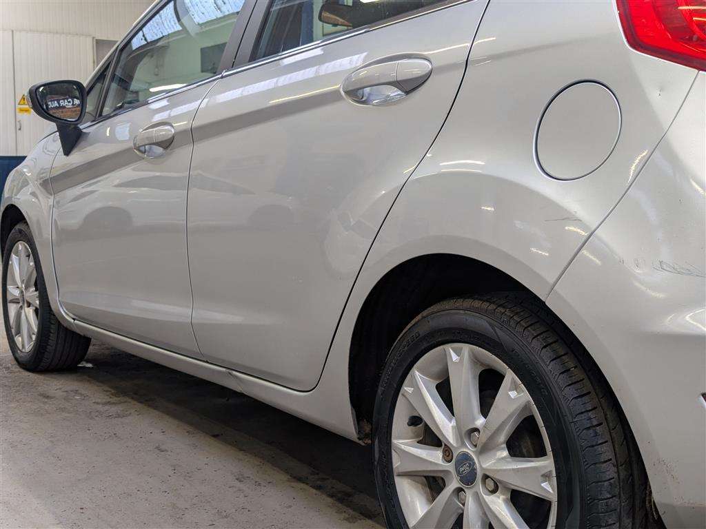 <p>2009 FORD FIESTA ZETEC 82</p>