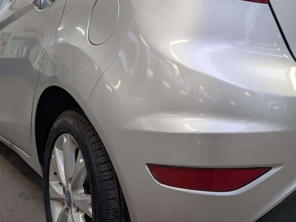 <p>2009 FORD FIESTA ZETEC 82</p>