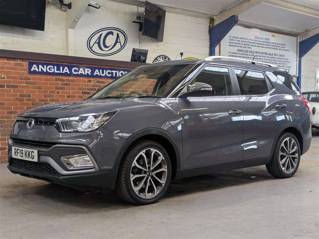 <p>2019 SSANGYONG TIVOLI XLV ULTIMATE TD</p>