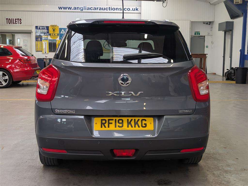 <p>2019 SSANGYONG TIVOLI XLV ULTIMATE TD</p>