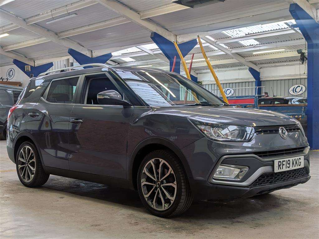 <p>2019 SSANGYONG TIVOLI XLV ULTIMATE TD</p>