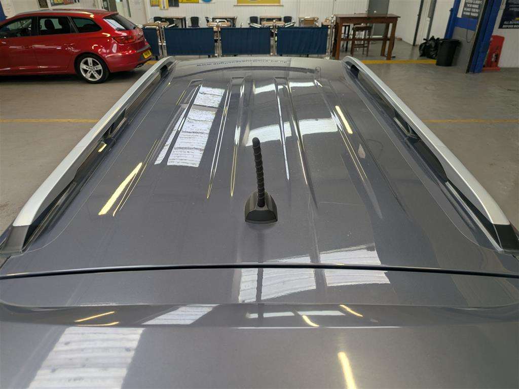 <p>2019 SSANGYONG TIVOLI XLV ULTIMATE TD</p>