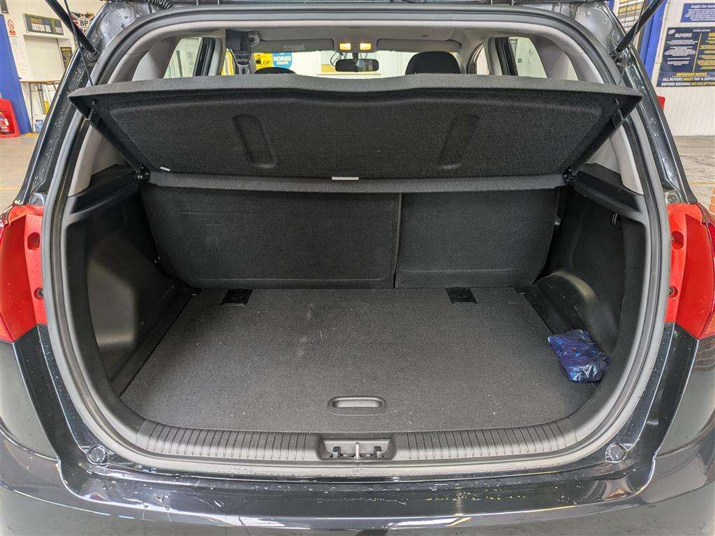 <p>2016 KIA VENGA 2 ISG</p>