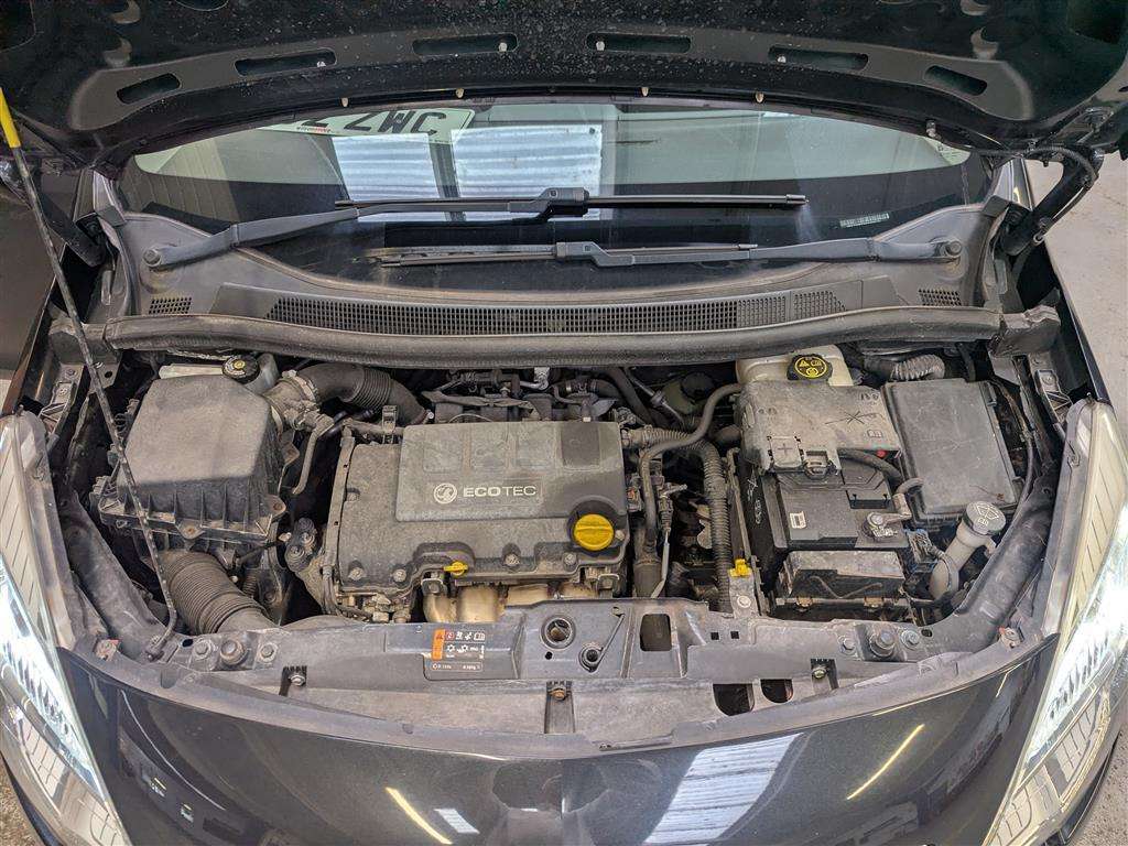 <p>2012 VAUXHALL MERIVA SE</p>