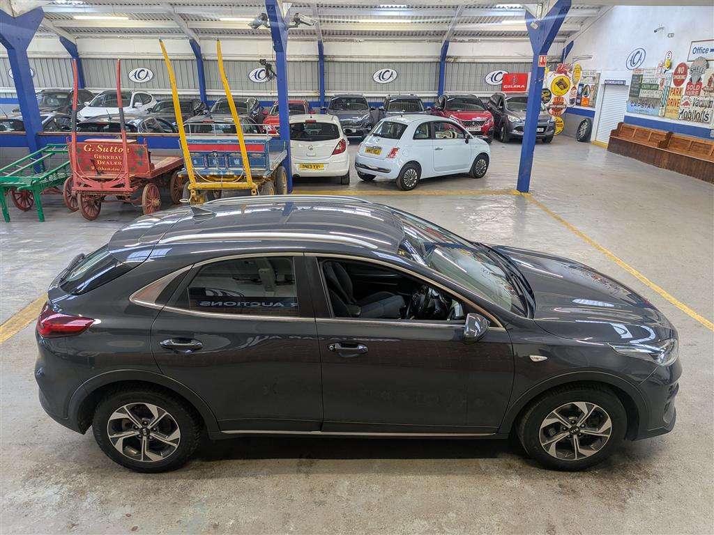 <p>2021 KIA XCEED 2 ISG</p>