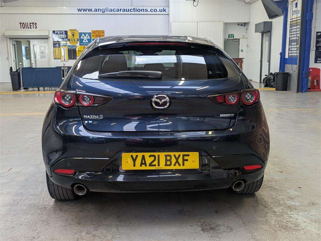<p>2021 MAZDA 3 GT SPORT MHEV AUTO</p>