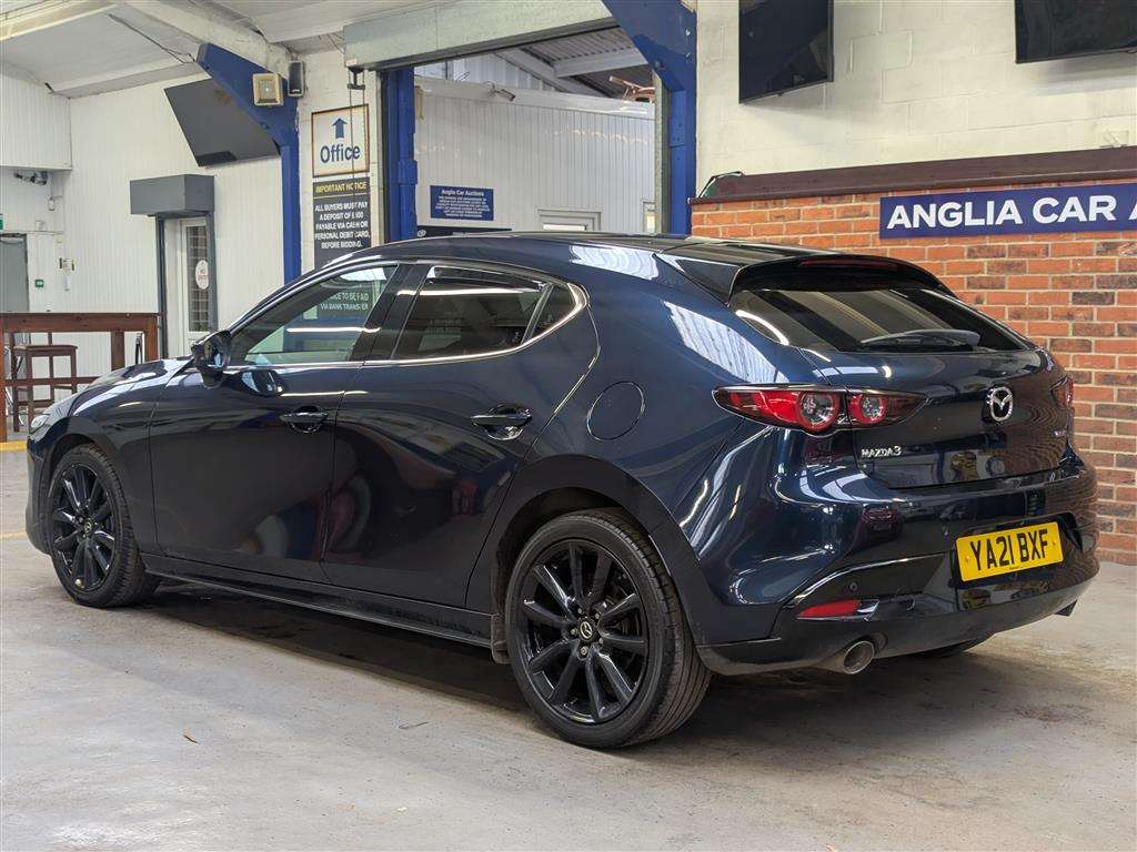 <p>2021 MAZDA 3 GT SPORT MHEV AUTO</p>