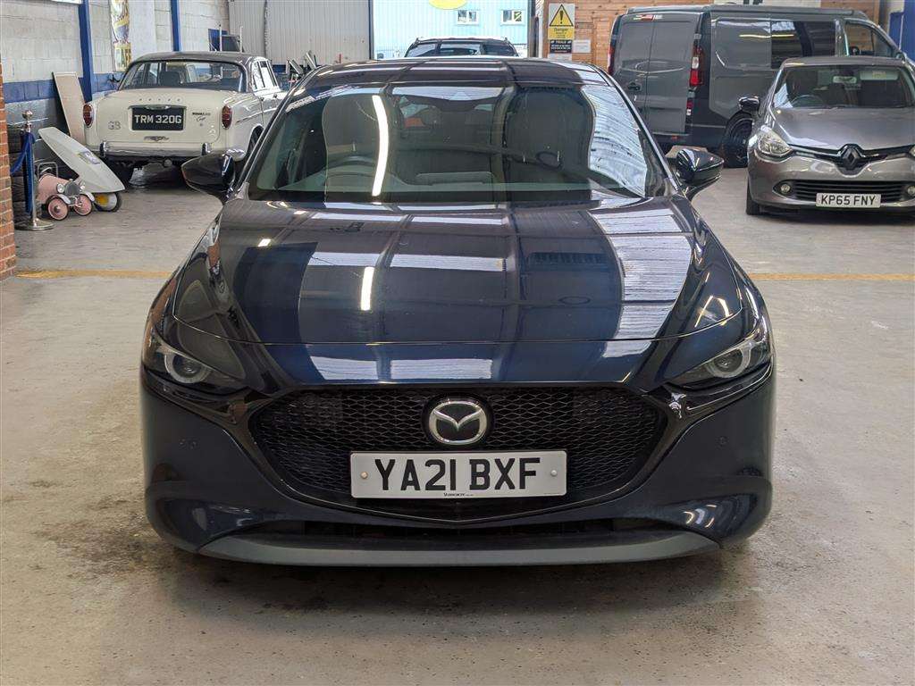 <p>2021 MAZDA 3 GT SPORT MHEV AUTO</p>