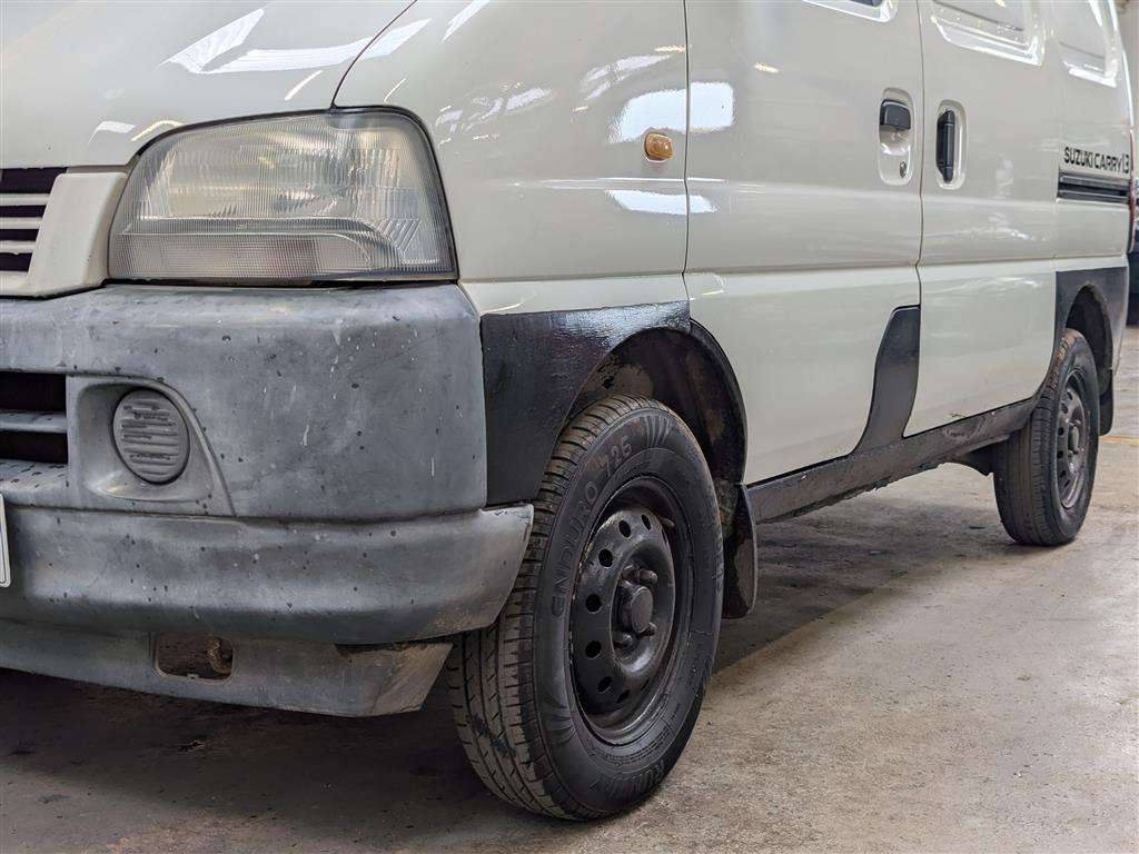 <p>2003 SUZUKI CARRY</p>
