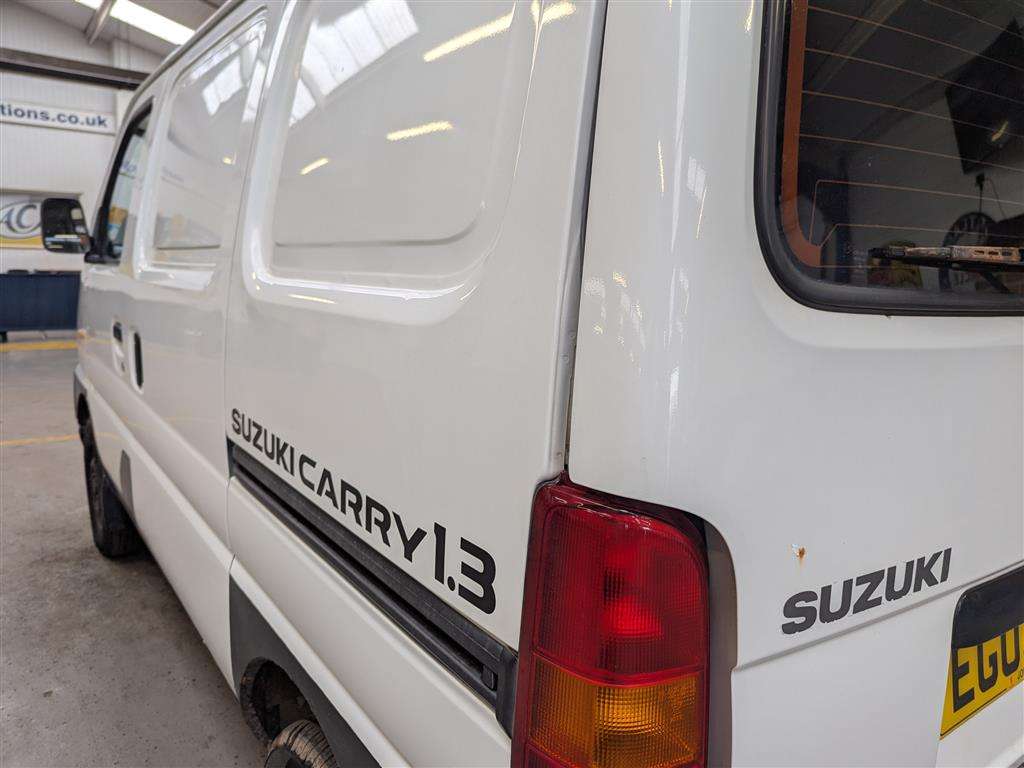 <p>2003 SUZUKI CARRY</p>