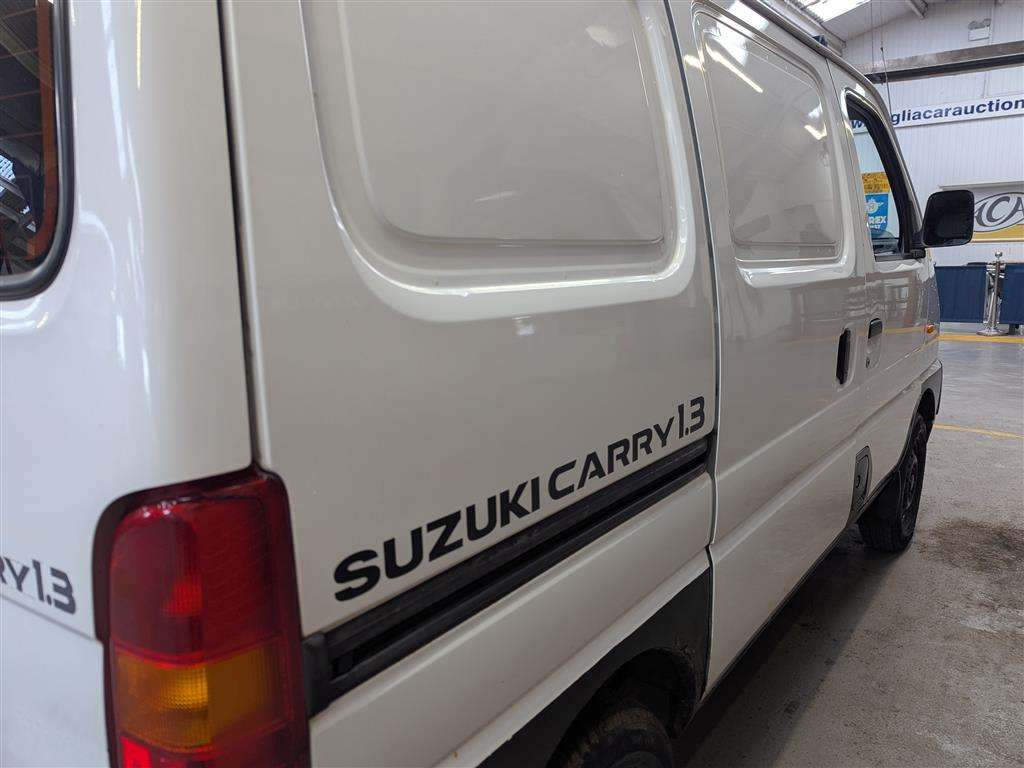 <p>2003 SUZUKI CARRY</p>
