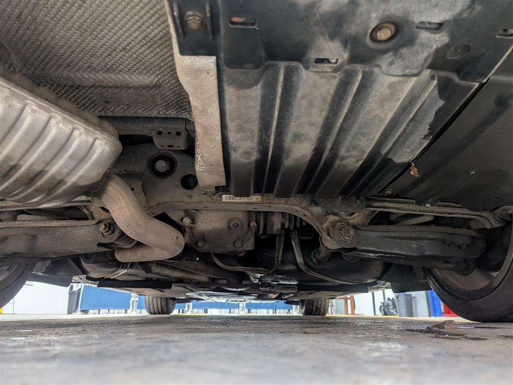 <p>2012 BMW 318D EXCLUSIVE EDITION</p>