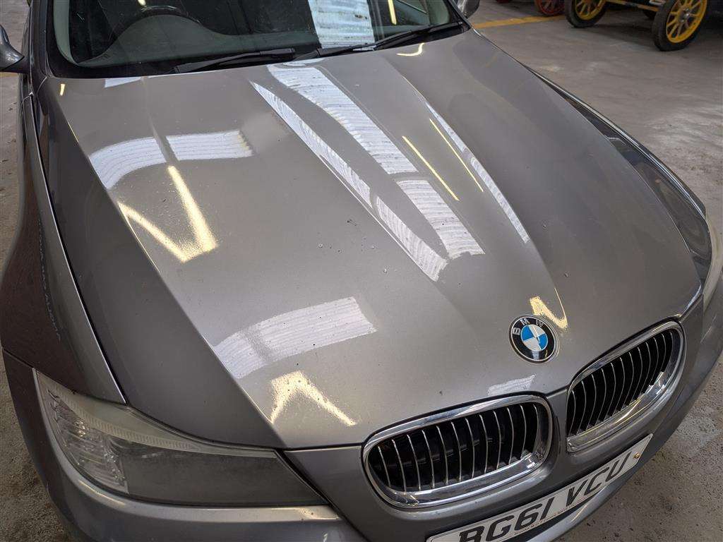 <p>2012 BMW 318D EXCLUSIVE EDITION</p>