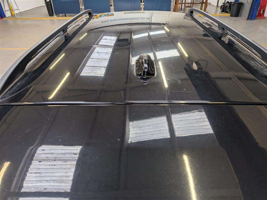 <p>2012 VOLVO V70 SE LUX T5 AUTO</p>