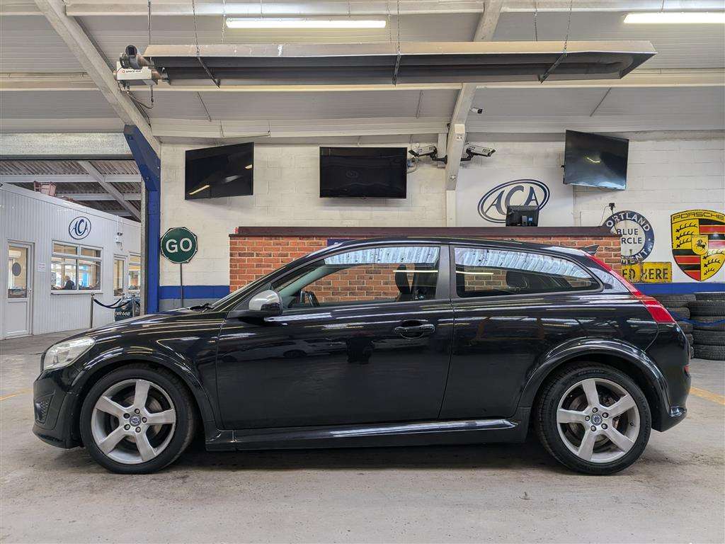 <p>2012 VOLVO C30 R-DESIGN D2</p>