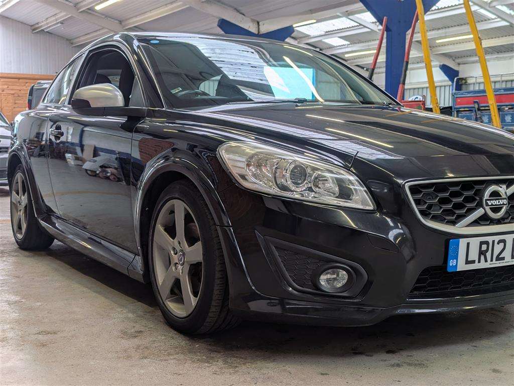 <p>2012 VOLVO C30 R-DESIGN D2</p>
